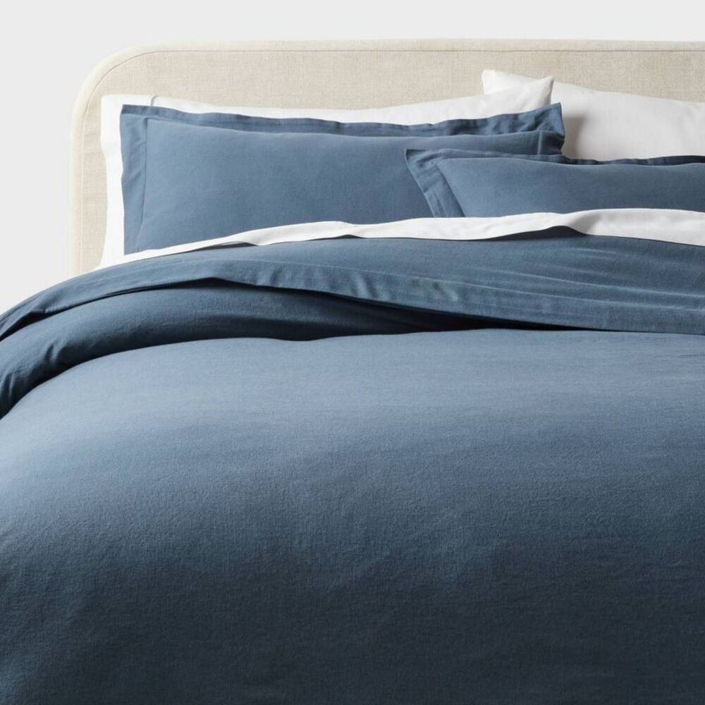 King Casual Textured Cotton Duvet Cover and Sham Set Dark Blue - Threshold